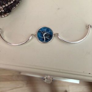 Tree bracelet